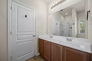 1060 Zeus Cir, Round Rock, TX 78665 - Photo 13