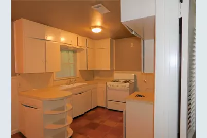 1400 Berkshire Drive, Austin, TX 78723 - Photo 5