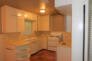 1400 Berkshire Dr, Austin, TX 78723 - Photo 5
