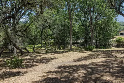110 Kathleen Avenue, La Grange, TX 78945 - Photo 5