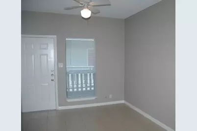 3206 King Street #202, Austin, TX 78705 - Photo 5
