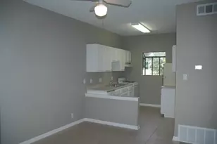 3206 King St, Austin, TX 78705 - Photo 3