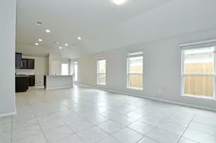 208 Trailside Ln, Bastrop, TX 78602 - Photo 9