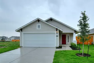 208 Trailside Ln, Bastrop, TX 78602 - Photo 1