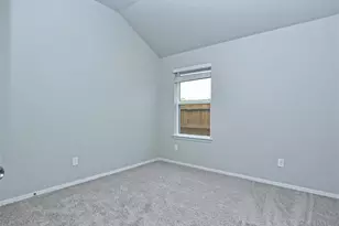 208 Trailside Ln, Bastrop, TX 78602 - Photo 15