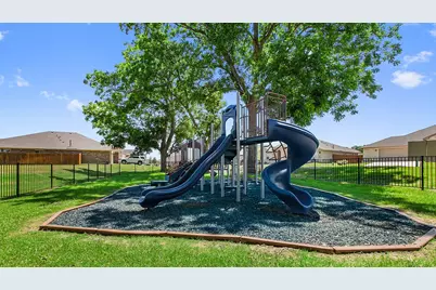 208 Trailside Lane, Bastrop, TX 78602 - Photo 27