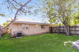 8116 Exmoor Dr, Austin, TX 78757 - Photo 15