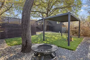 1 Sugar Shack Dr, West Lake Hills, TX 78746 - Photo 9