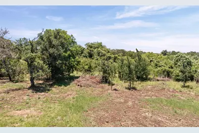 117 Stonehouse Drive, Liberty Hill, TX 78642 - Photo 15
