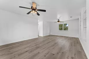 10912 Hillside Oak Ln, Austin, TX 78750 - Photo 17