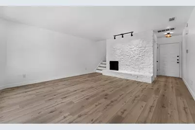 10912 Hillside Oak Lane, Austin, TX 78750 - Photo 5