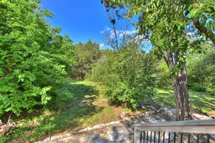 1410 E 3rd St, Georgetown, TX 78626 - Photo 33