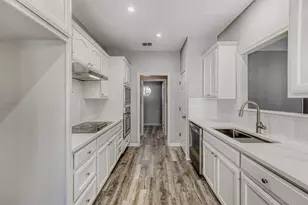 100 Susana Dr, Georgetown, TX 78628 - Photo 5