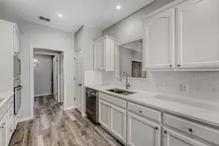 100 Susana Dr, Georgetown, TX 78628 - Photo 5