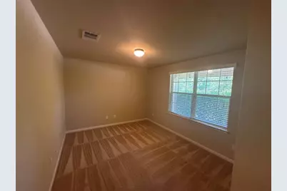 7714 Squirrel Hollow Drive, Georgetown, TX 78628 - Photo 3