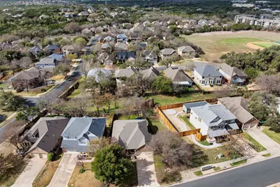 6844 La Concha Pass, Austin, TX 78749 - Photo 5