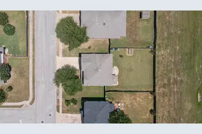 130 Killian Loop, Hutto, TX 78634 - Photo 31