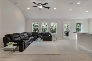 21711 Crystal Way, Lago Vista, TX 78645 - Photo 11