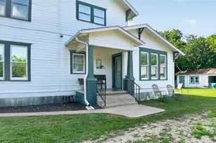 240 W Allen St, Bartlett, TX 76511 - Photo 33
