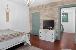 240 W Allen St, Bartlett, TX 76511 - Photo 23