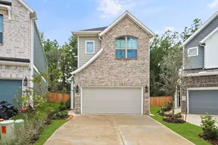 221 Flora Spgs Cv, Liberty Hill, TX 78642 - Photo 1