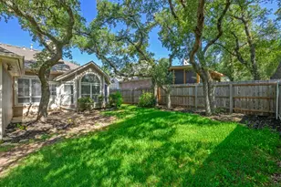 9321 Colberg Dr, Austin, TX 78749 - Photo 5