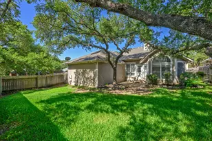 9321 Colberg Dr, Austin, TX 78749 - Photo 27