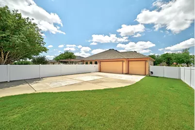 1204 Kingston Lacy Boulevard, Pflugerville, TX 78660 - Photo 5