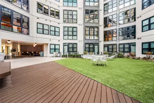 800 Embassy Dr, Austin, TX 78702 - Photo 27