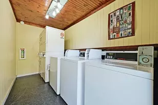 711 Eberhart Ln, Austin, TX 78745 - Photo 7