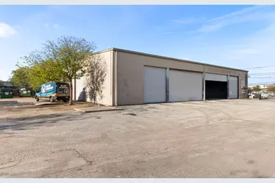290 Wonder World Drive, San Marcos, TX 78666 - Photo 3