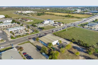 290 Wonder World Drive, San Marcos, TX 78666 - Photo 33