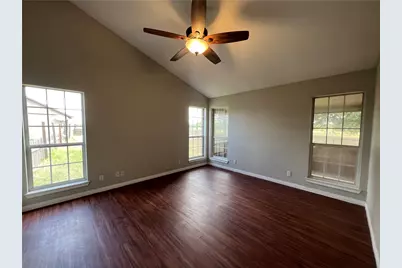 2120 Fm 1704, Elgin, TX 78621 - Photo 19