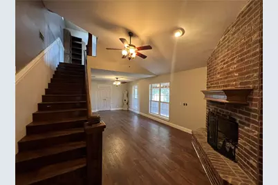 2120 Fm 1704, Elgin, TX 78621 - Photo 17