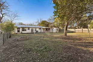 1018 Mead St, San Marcos, TX 78666 - Photo 9