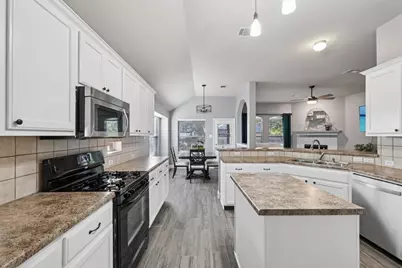 161 Clear Springs Hollow, Buda, TX 78610 - Photo 13