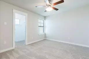496 Fieldwood Dr, Buda, TX 78610 - Photo 19