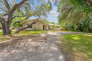 13205 Onion Creek Dr, Manchaca, TX 78652 - Photo 1