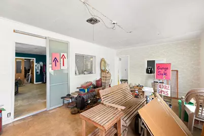 805 N Magnolia Avenue, Luling, TX 78648 - Photo 7