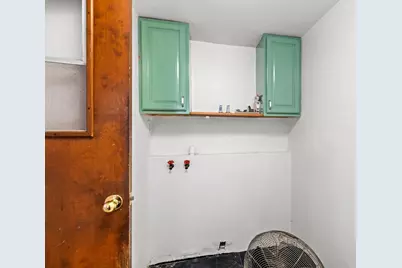 805 N Magnolia Avenue, Luling, TX 78648 - Photo 13