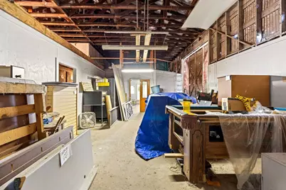 805 N Magnolia Avenue, Luling, TX 78648 - Photo 19