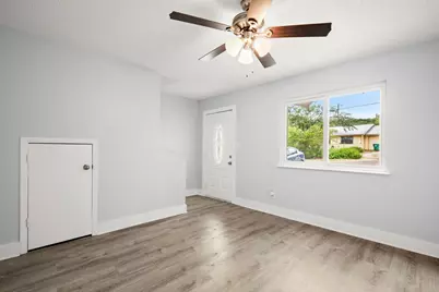 10905 Elm Street, Jonestown, TX 78645 - Photo 11