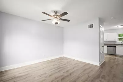 10905 Elm Street, Jonestown, TX 78645 - Photo 9