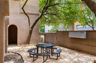 2509 Pearl St, Austin, TX 78705 - Photo 15