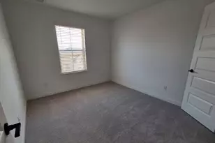 1824 Spg Mountain Cv, Georgetown, TX 78628 - Photo 13