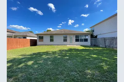 208 Spruce Drive, Kyle, TX 78640 - Photo 25