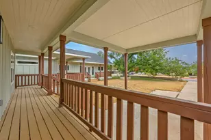 2102 S Church St, Georgetown, TX 78626 - Photo 25