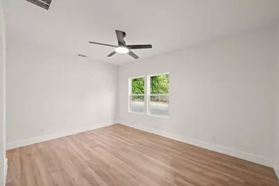 2102 S Church Street, Georgetown, TX 78626 - Photo 19
