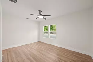 2102 S Church St, Georgetown, TX 78626 - Photo 19