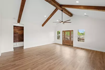 2102 S Church Street, Georgetown, TX 78626 - Photo 5